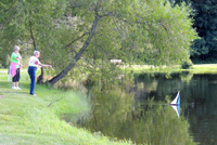 Model Sailboating at Laurel Lake